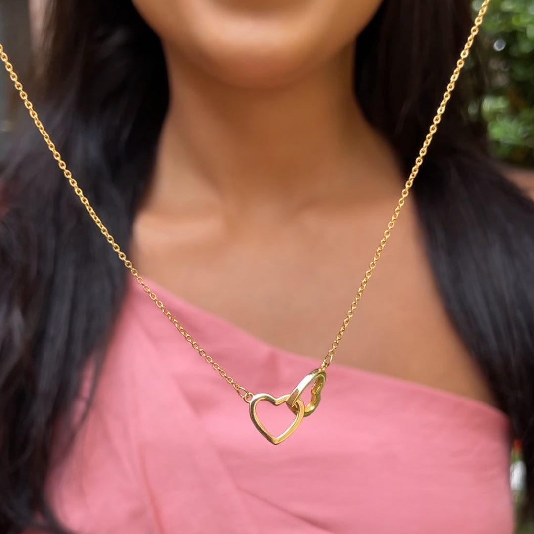 Collar Doble Corazón - Con caja de osito y rosa real